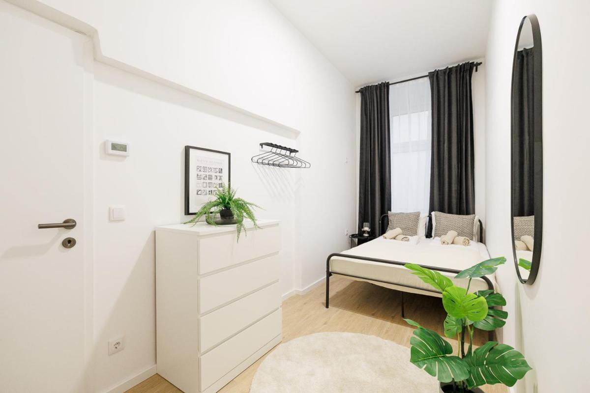 Central City Style Rooms By Home2 Viyana Dış mekan fotoğraf
