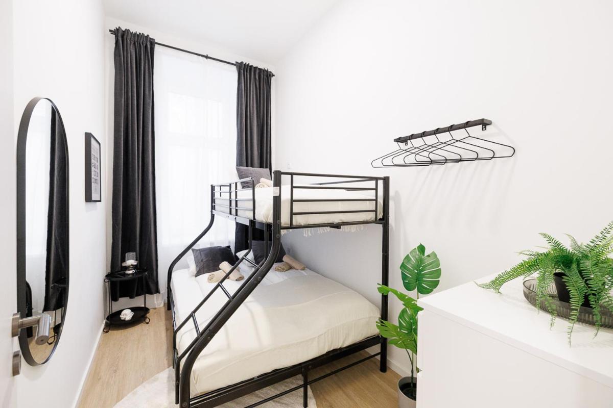Central City Style Rooms By Home2 Viyana Dış mekan fotoğraf